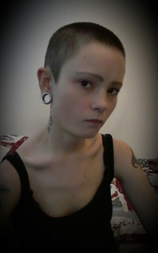 Klicka för att förstora BeautifulDisgrace skickade en bild