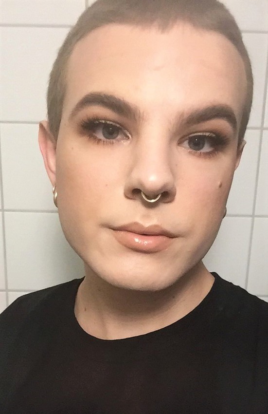 Klicka för att förstora Flickpojke skickade en bild