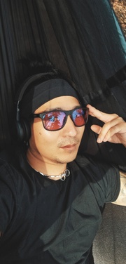 freakonaleach