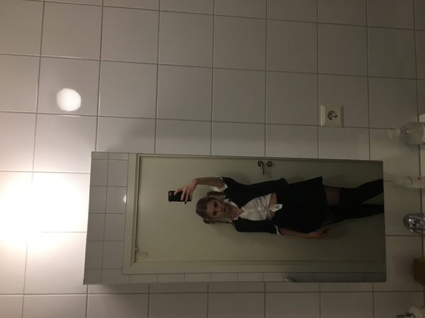 emily_burns_red