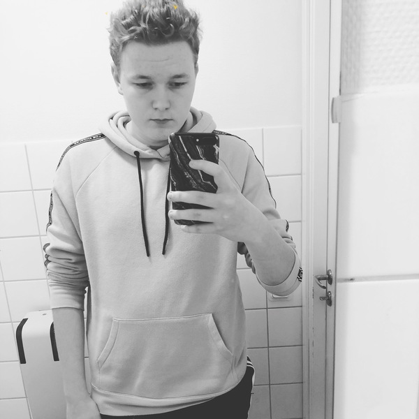 Maxiboy